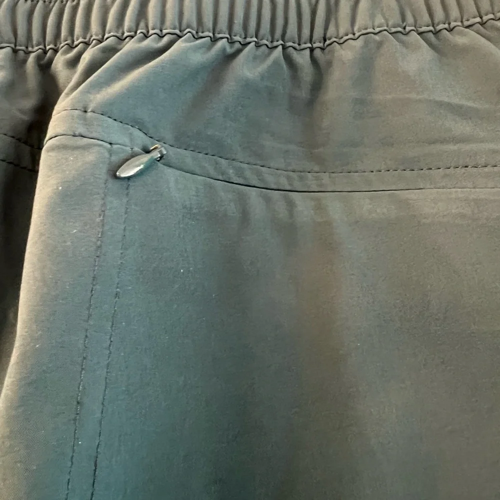 NWT LL Bean dark turquoise sun-blocking shorts/swimwear size 10 - Picture 5 of 8